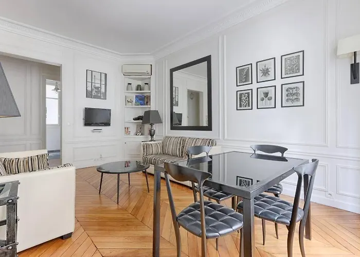 Invalides Pont Alexandre III Luxury Apartement 2Br